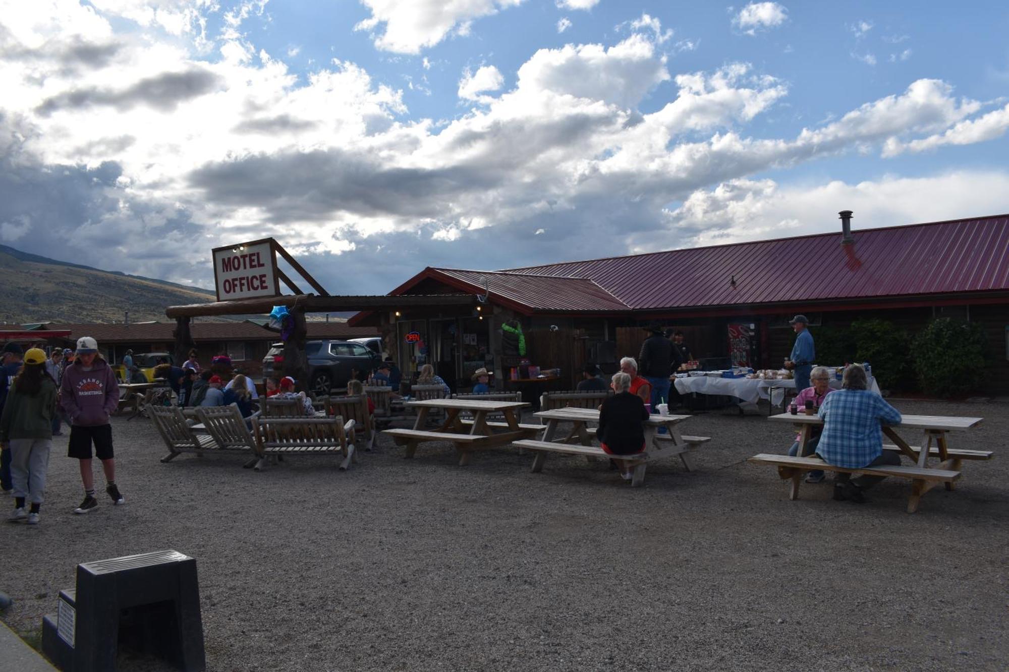 Big Bear Motel Коді Екстер'єр фото