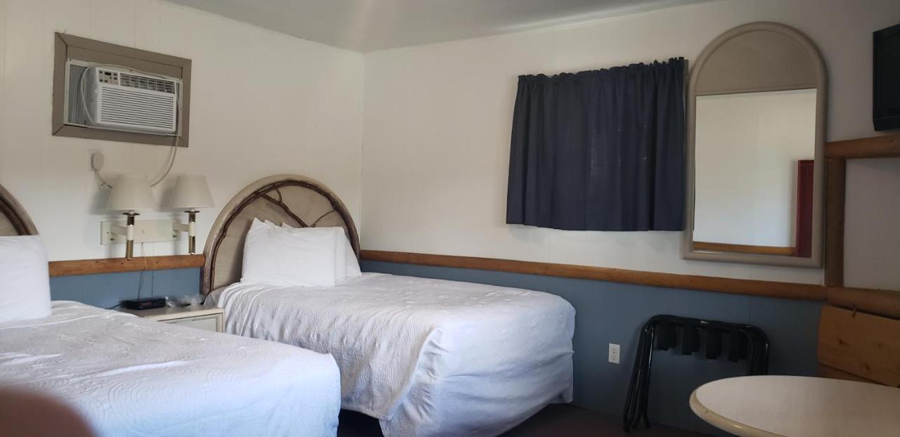 Big Bear Motel Коді Екстер'єр фото